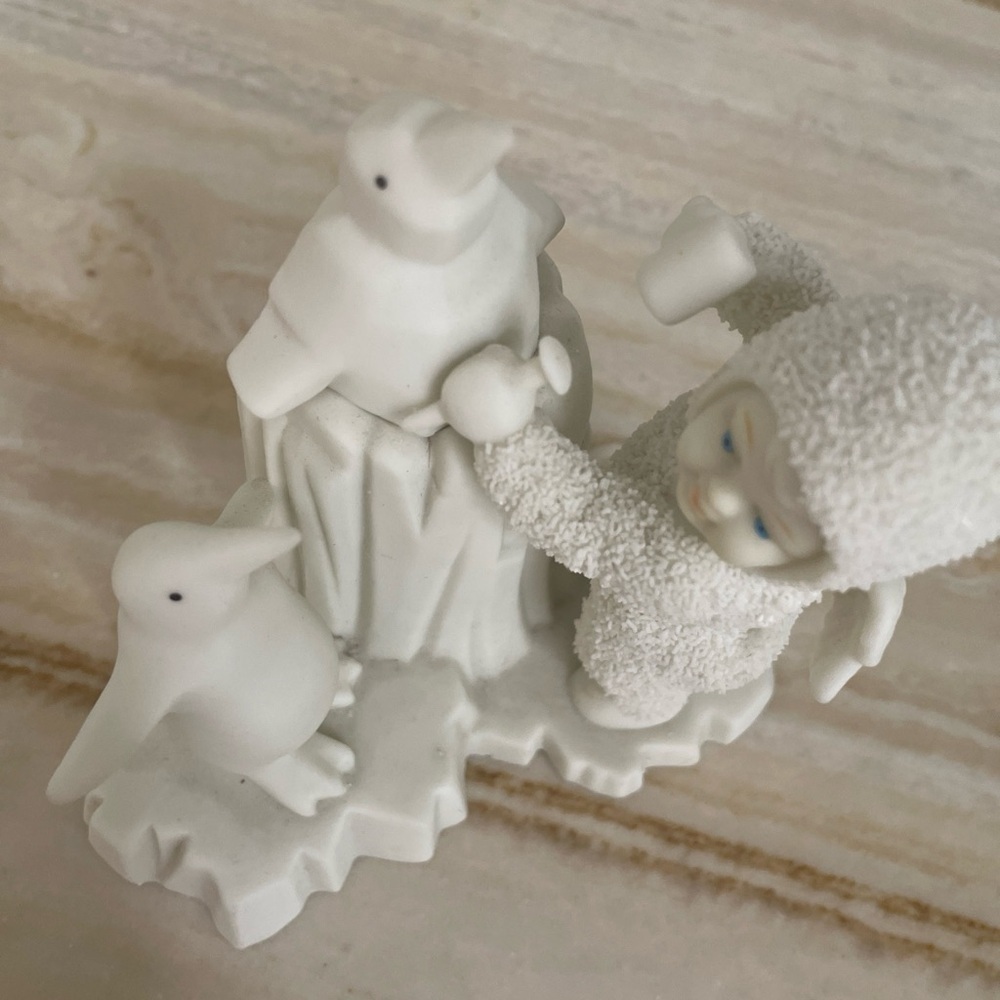 Retired Snowbabies "I'm Making An Ice Sculpture" Department 56 - Picture 11 of 14